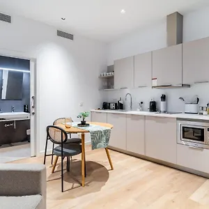 Apartamento Limehome Ronda De Capuchinos, Sevilla