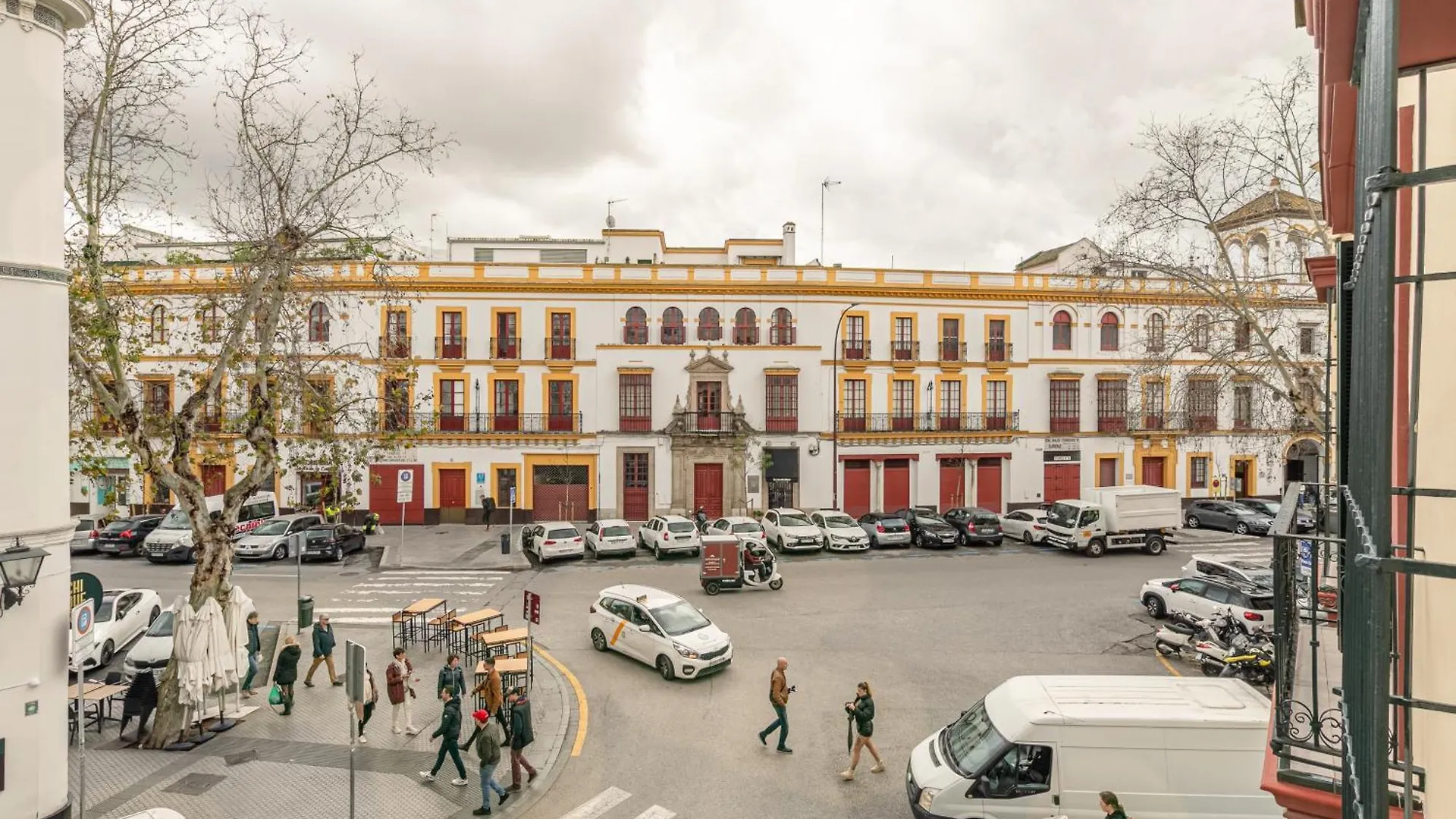 Green-Apartments Maestranza Seville 0*,  Spain